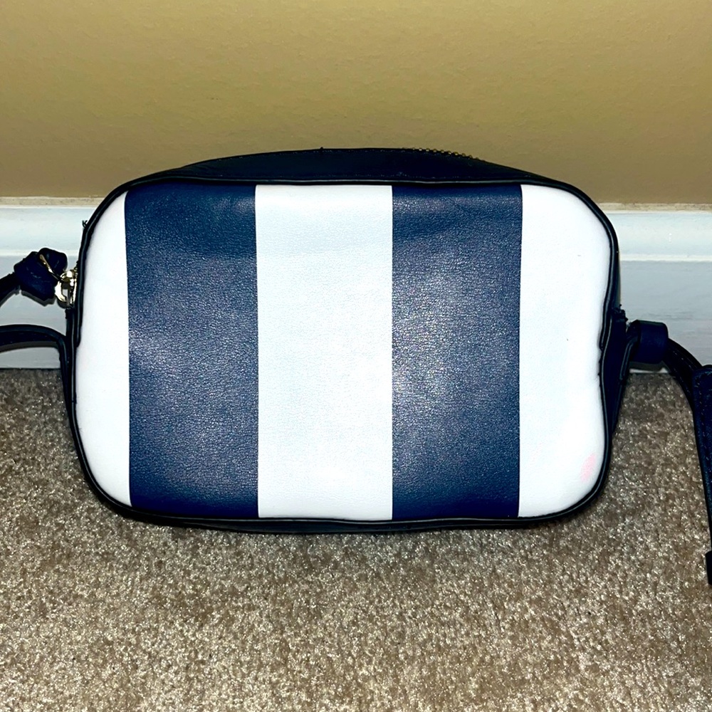 GAP navy/white crossbody purse